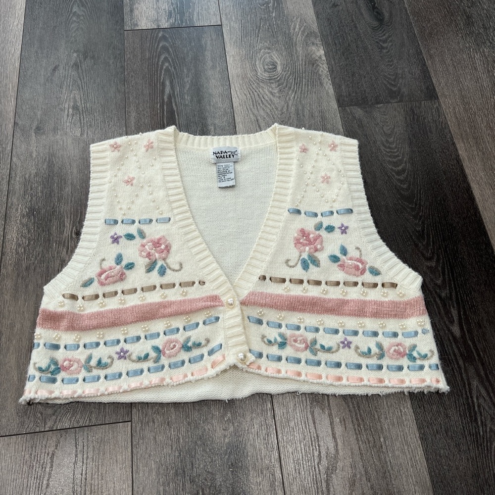 Napa Valley Floral Cropped Sweater Vest